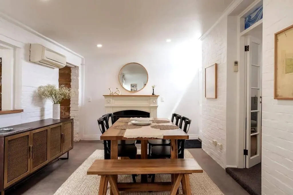 Tamara Cottage Historic Warmth Hobart Australia